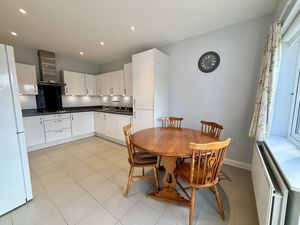 Photo 13- click for photo gallery